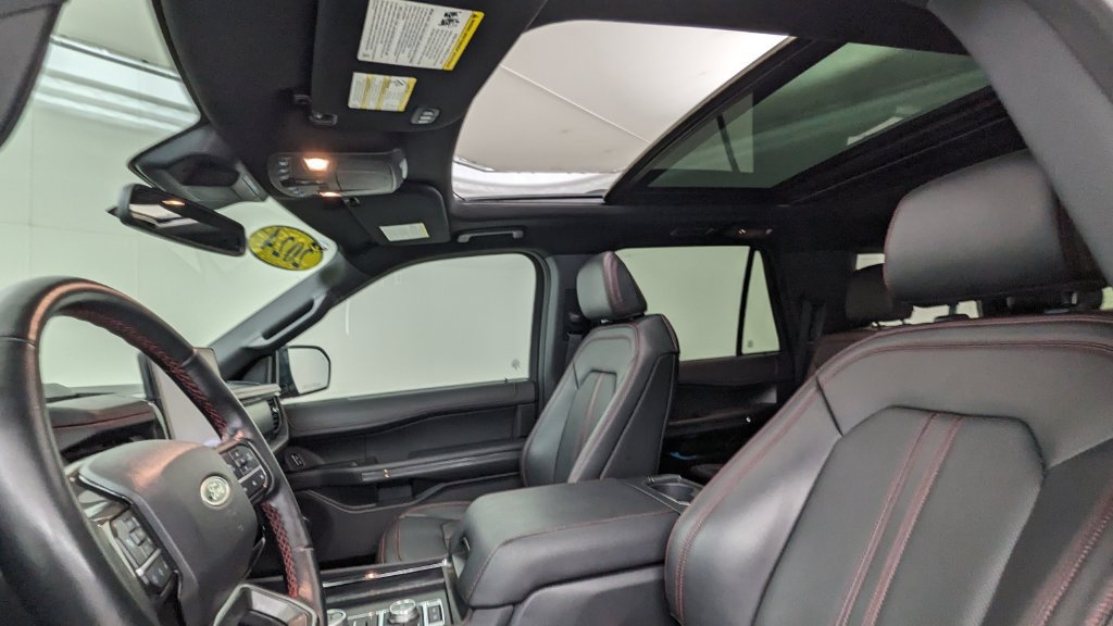 Certified 2024 Ford Expedition Limited AWD/4WD image 3