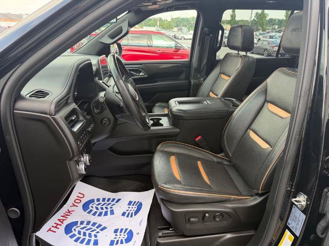 Used 2024 GMC Yukon XL AT4 w/ Technology Package AWD/4WD image 11