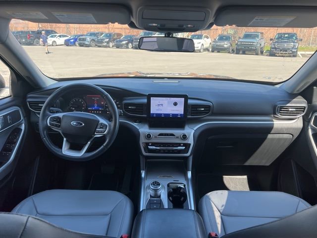 Certified 2021 Ford Explorer XLT w/ Equipment Group 202A image 22