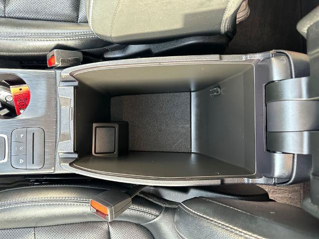 Certified 2022 Ford Escape Titanium w/ Class II Trailer Tow Package AWD/4WD image 16