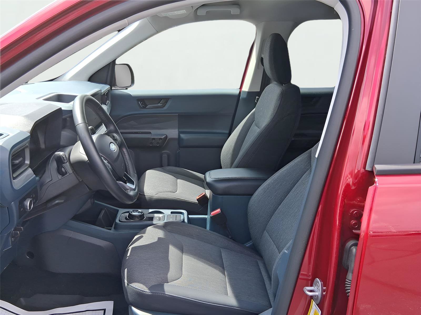 Certified 2025 Ford Maverick XLT w/ XLT Luxury Package AWD/4WD image 16