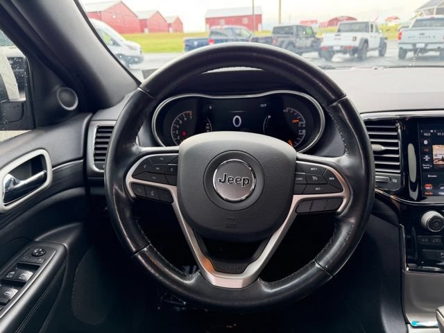Used 2020 Jeep Grand Cherokee Laredo w/ Laredo X Package AWD/4WD image 15
