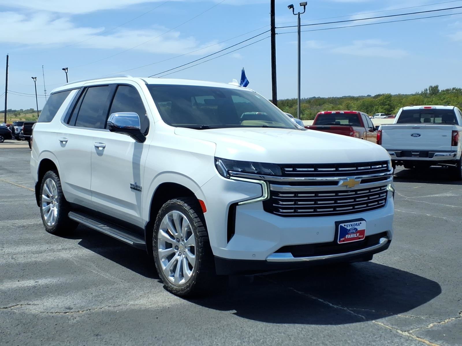 Used 2022 Chevrolet Tahoe Premier w/ Texas Edition RWD image 3
