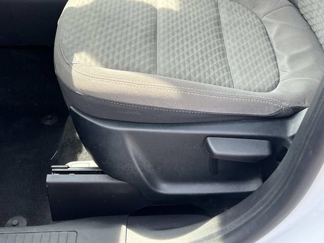 Certified 2022 Ford Escape SE w/ Cold Weather Package AWD/4WD image 17