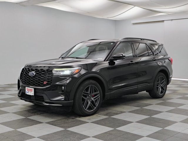 Certified 2025 Ford Explorer ST AWD/4WD image 7