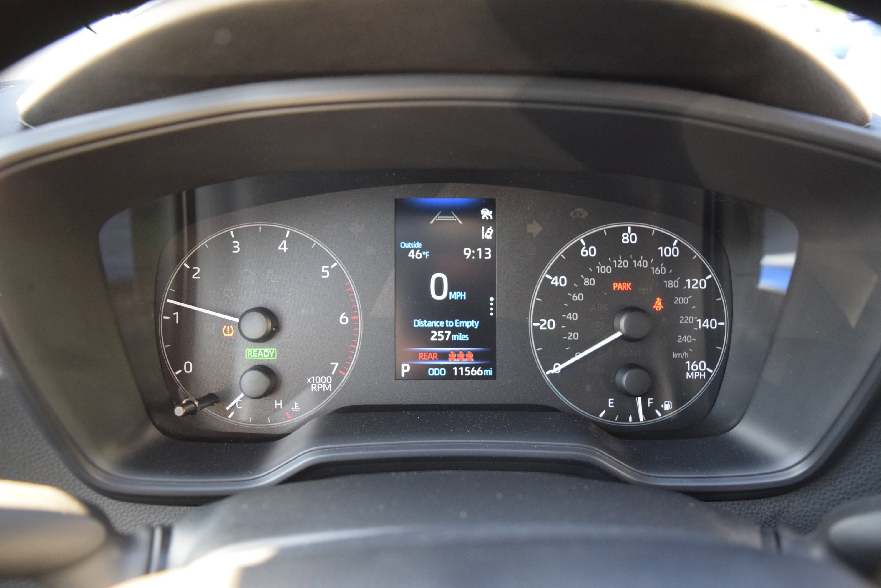 Used 2024 Toyota Corolla LE w/ LE Convenience Package FWD image 11