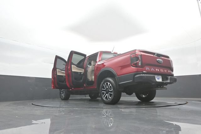 Certified 2025 Ford Ranger Lariat w/ FX4 Off-Road Package AWD/4WD image 46
