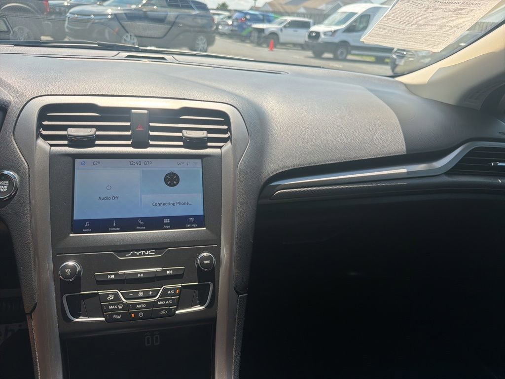 Certified 2020 Ford Fusion SE FWD image 27