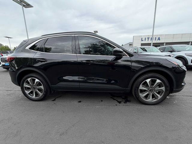 Certified 2025 Ford Escape Platinum AWD/4WD image 6