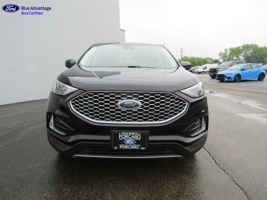 Certified 2024 Ford Edge SEL w/ Convenience Package AWD/4WD image 12