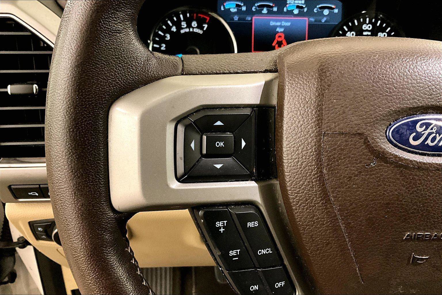 Certified 2019 Ford F150 Lariat w/ Equipment Group 502A Luxury image 17