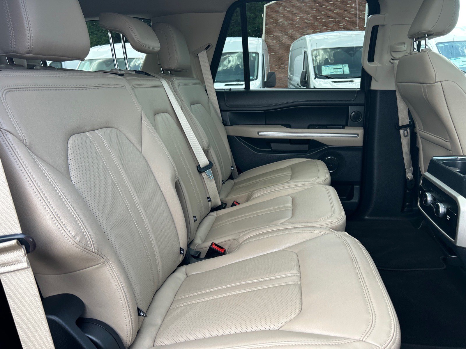 Certified 2022 Ford Expedition Limited AWD/4WD image 24