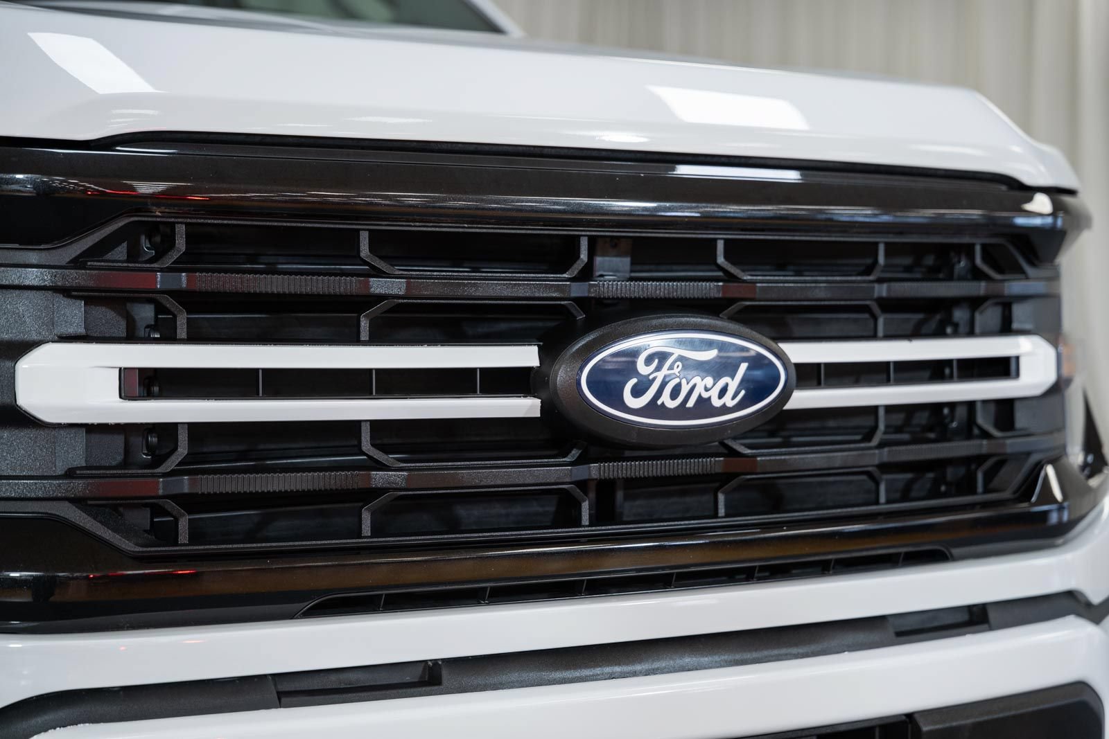 Certified 2025 Ford F150 XLT w/ Equipment Group 301A Standard AWD/4WD image 9