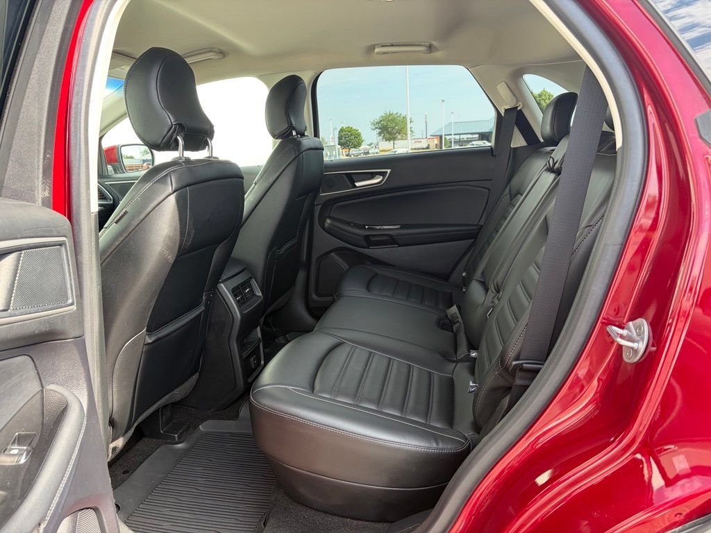 Certified 2019 Ford Edge SEL w/ Equipment Group 201A AWD/4WD image 17