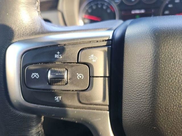 Used 2021 Chevrolet Suburban LS image 34