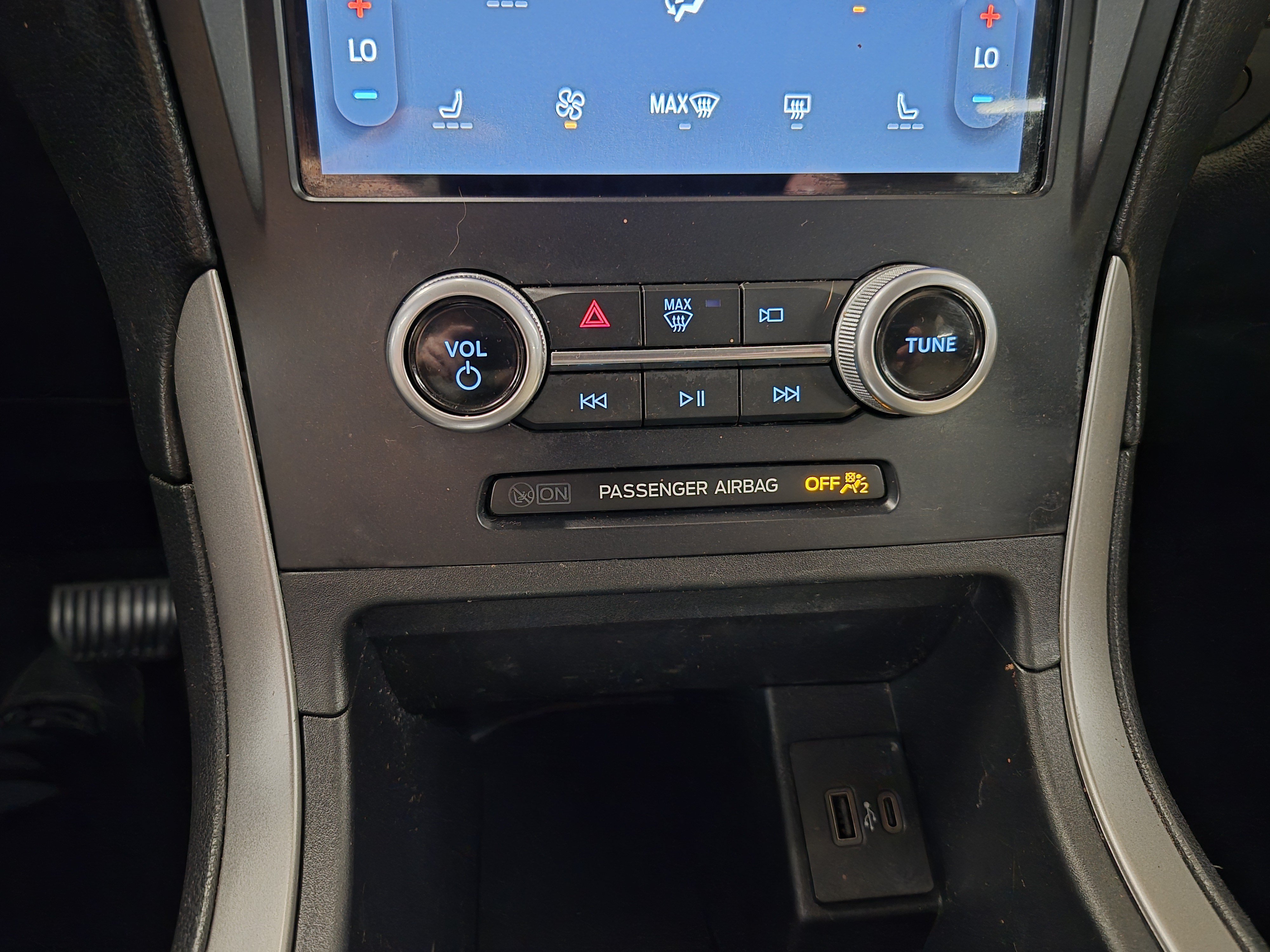 Certified 2022 Ford Edge SEL AWD/4WD image 30
