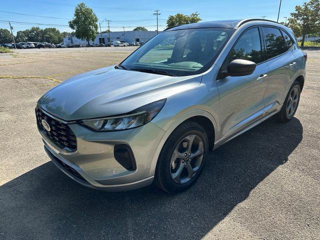Certified 2024 Ford Escape ST-Line w/ Tech Pack #1 AWD/4WD image 32