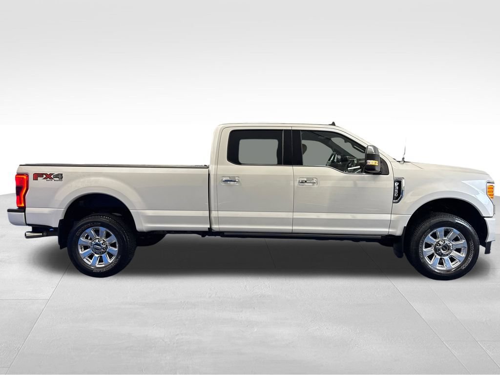 Certified 2019 Ford F350 Platinum w/ FX4 Off-Road Package AWD/4WD image 6