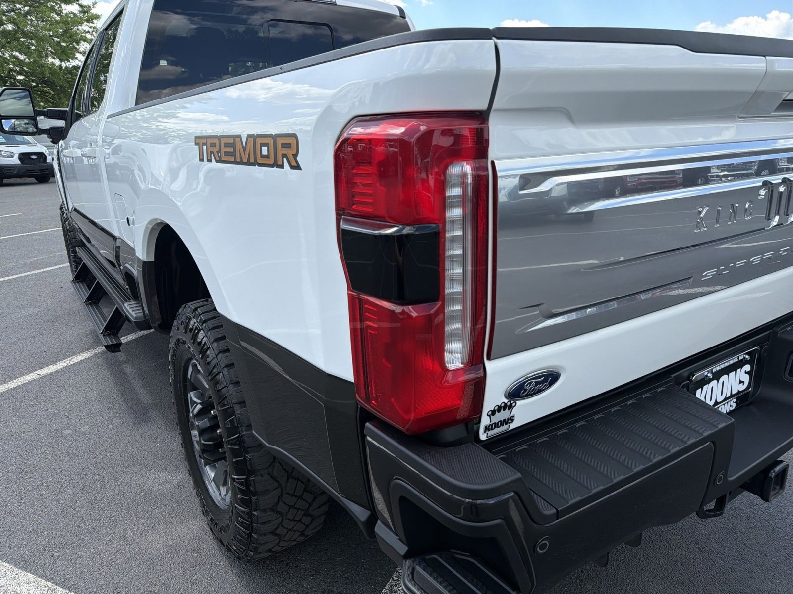 Certified 2024 Ford F350 King Ranch w/ Tremor Off-Road Package AWD/4WD image 27