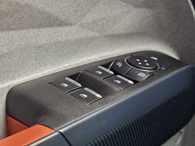 Certified 2022 Ford Maverick XLT w/ Equipment Group 300A Standard image 15