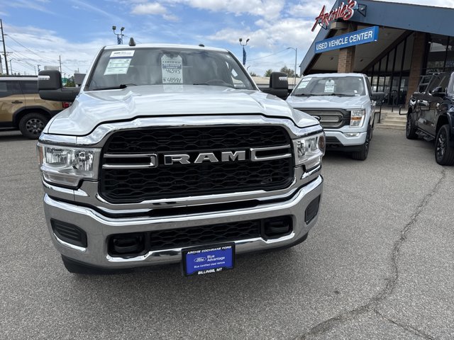 Used 2024 RAM 2500 Tradesman w/ Chrome Appearance Group AWD/4WD image 4