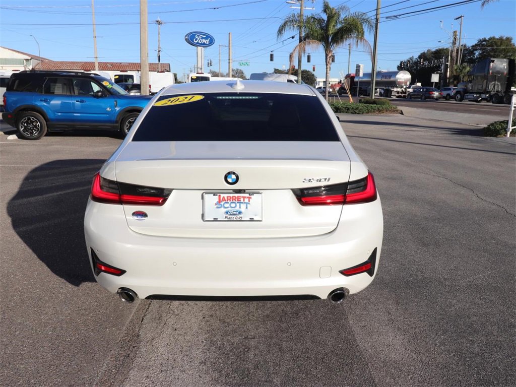 Used 2021 BMW 330i Sedan w/ Convenience Package image 9