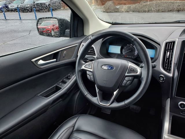 Certified 2024 Ford Edge SEL w/ Convenience Package image 9