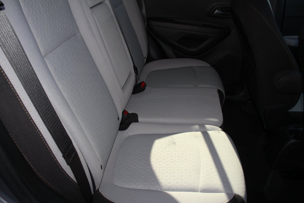 Used 2020 Chevrolet Trax LS w/ Tint and Cruise Package FWD image 25