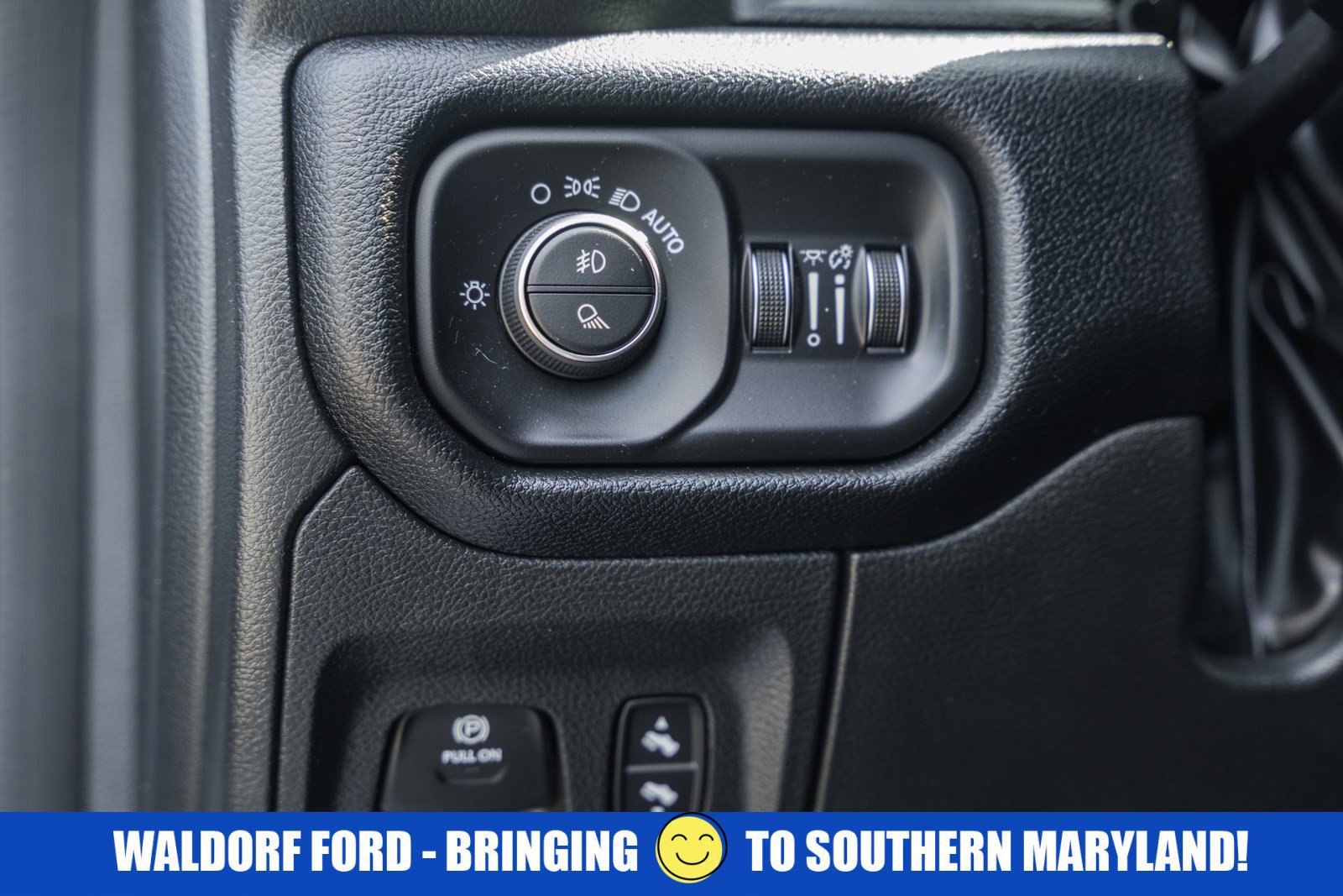 Used 2022 RAM 1500 Laramie w/ Sport Appearance Package AWD/4WD image 44