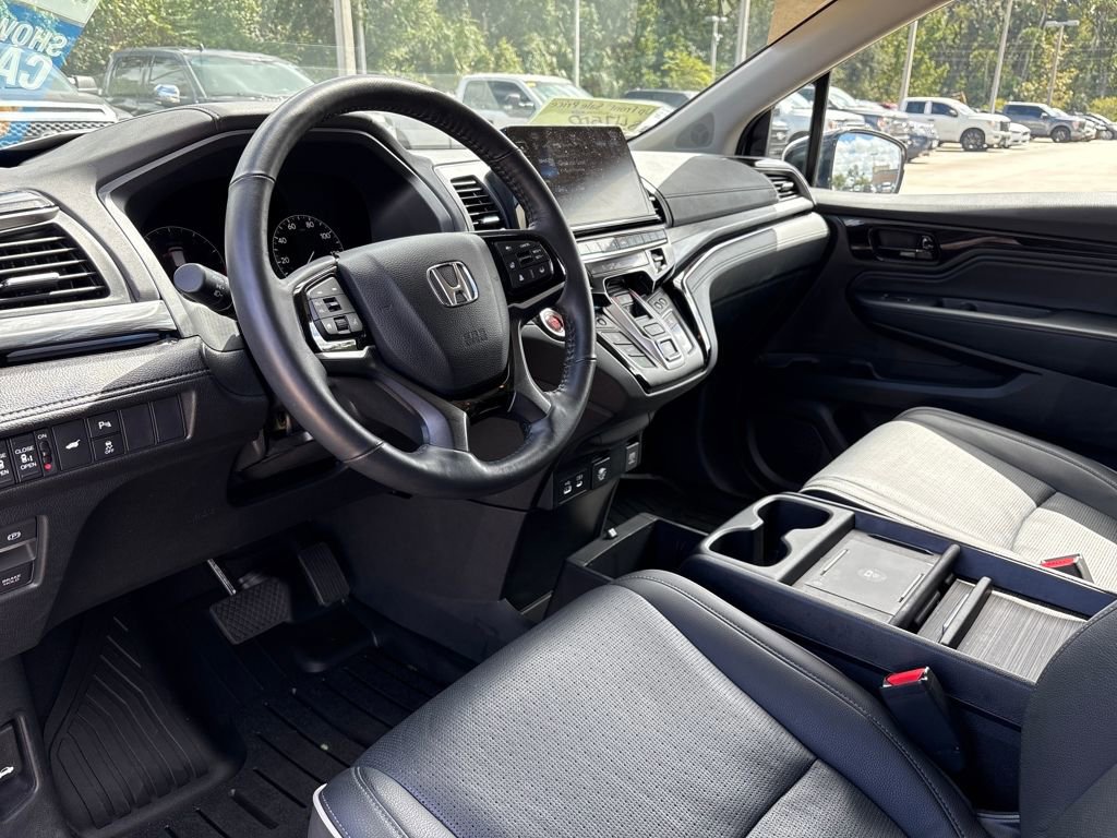Used 2025 Honda Odyssey Elite image 9