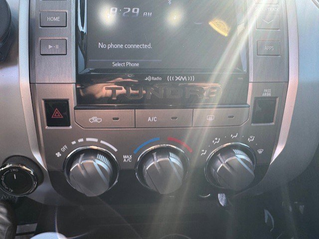 Used 2018 Toyota Tundra SR5 w/ SR5 Upgrade Package AWD/4WD image 20