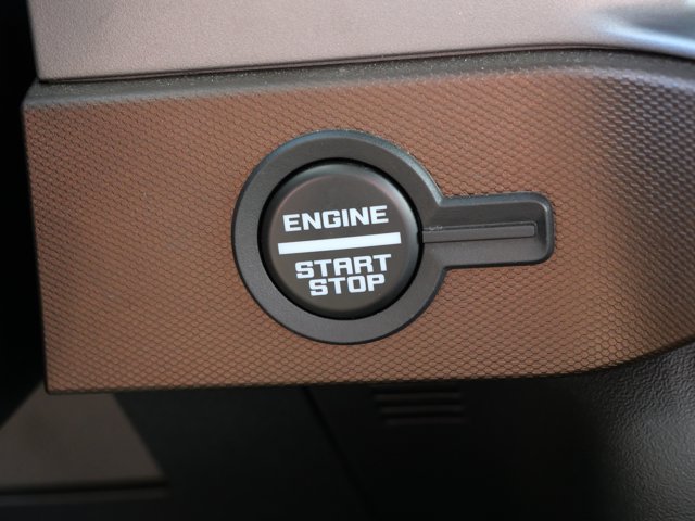 Certified 2023 Ford Bronco Outer Banks w/ Sasquatch Package AWD/4WD image 24