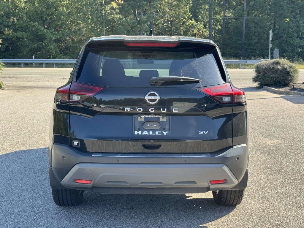 Used 2023 Nissan Rogue SV FWD image 23