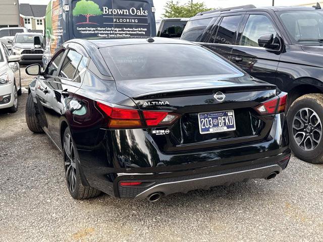Used 2020 Nissan Altima 2.5 SR w/ Premium Package FWD image 5