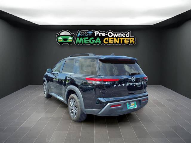 Used 2025 Nissan Pathfinder SV AWD/4WD image 4