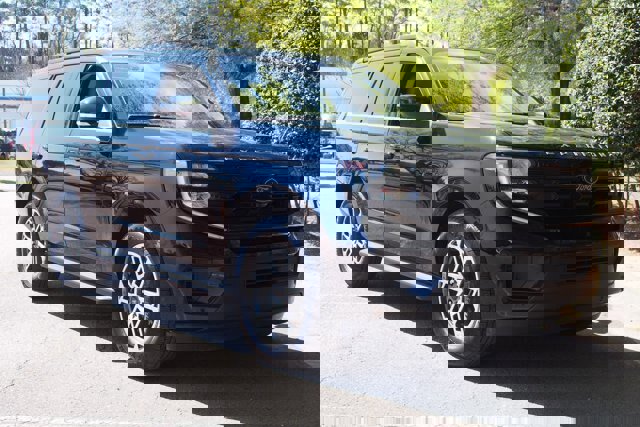 Certified 2025 Ford Expedition Active image 7