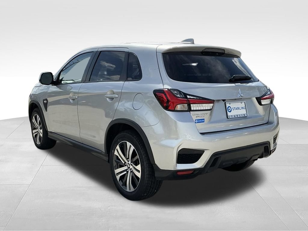 Used 2025 Mitsubishi Outlander Sport ES AWD/4WD image 5