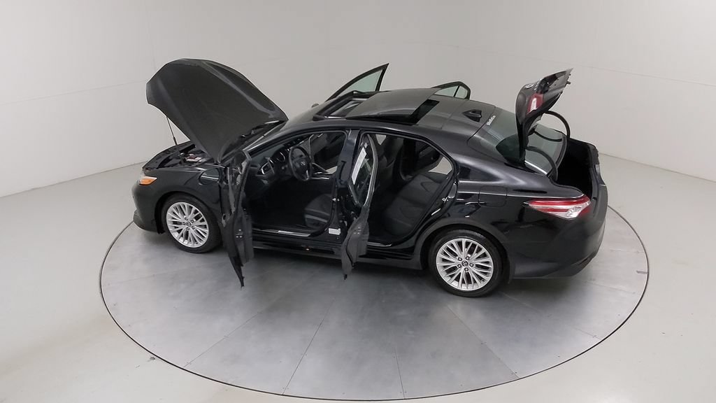 Used 2018 Toyota Camry XLE FWD image 53
