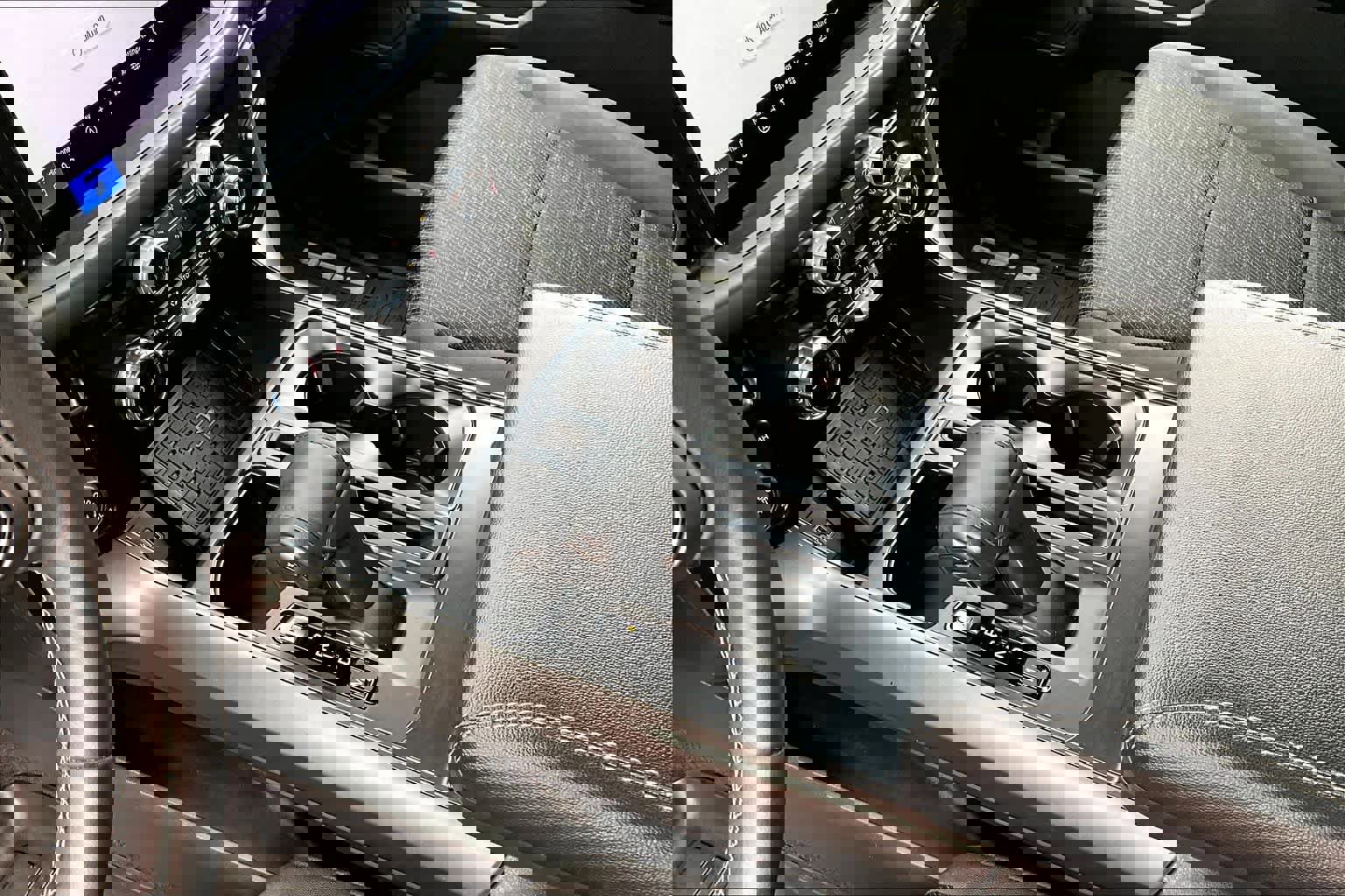 Certified 2024 Ford F150 XLT w/ Equipment Group 302A MID image 20