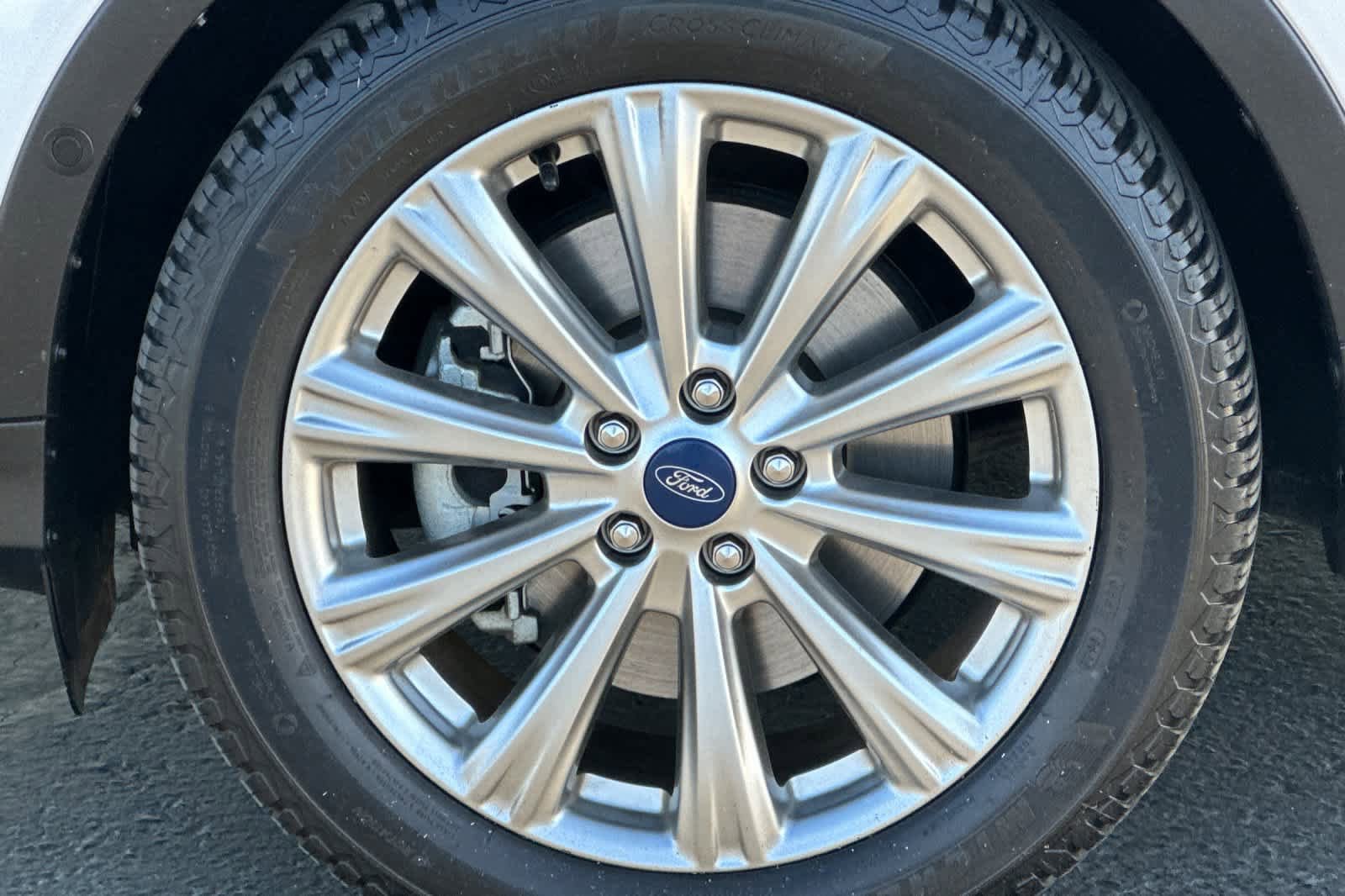 Certified 2018 Ford Escape Titanium w/ Ford Safe & Smart Package AWD/4WD image 27