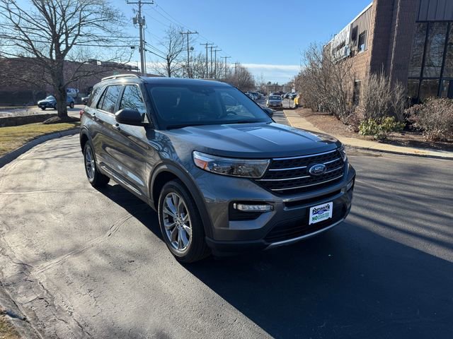 Certified 2022 Ford Explorer XLT w/ Equipment Group 202A image 22