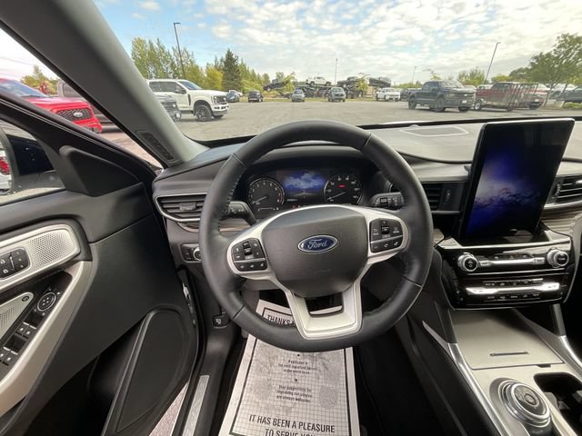 Certified 2023 Ford Explorer Limited w/ Limited Technology Package AWD/4WD image 15