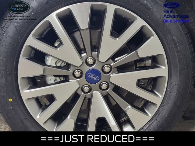 Certified 2022 Ford Escape Titanium w/ Class II Trailer Tow Package image 10