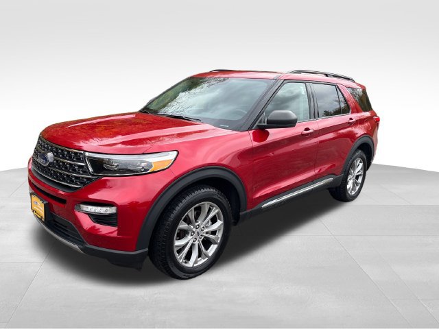 Certified 2023 Ford Explorer XLT w/ Equipment Group 202A AWD/4WD image 11