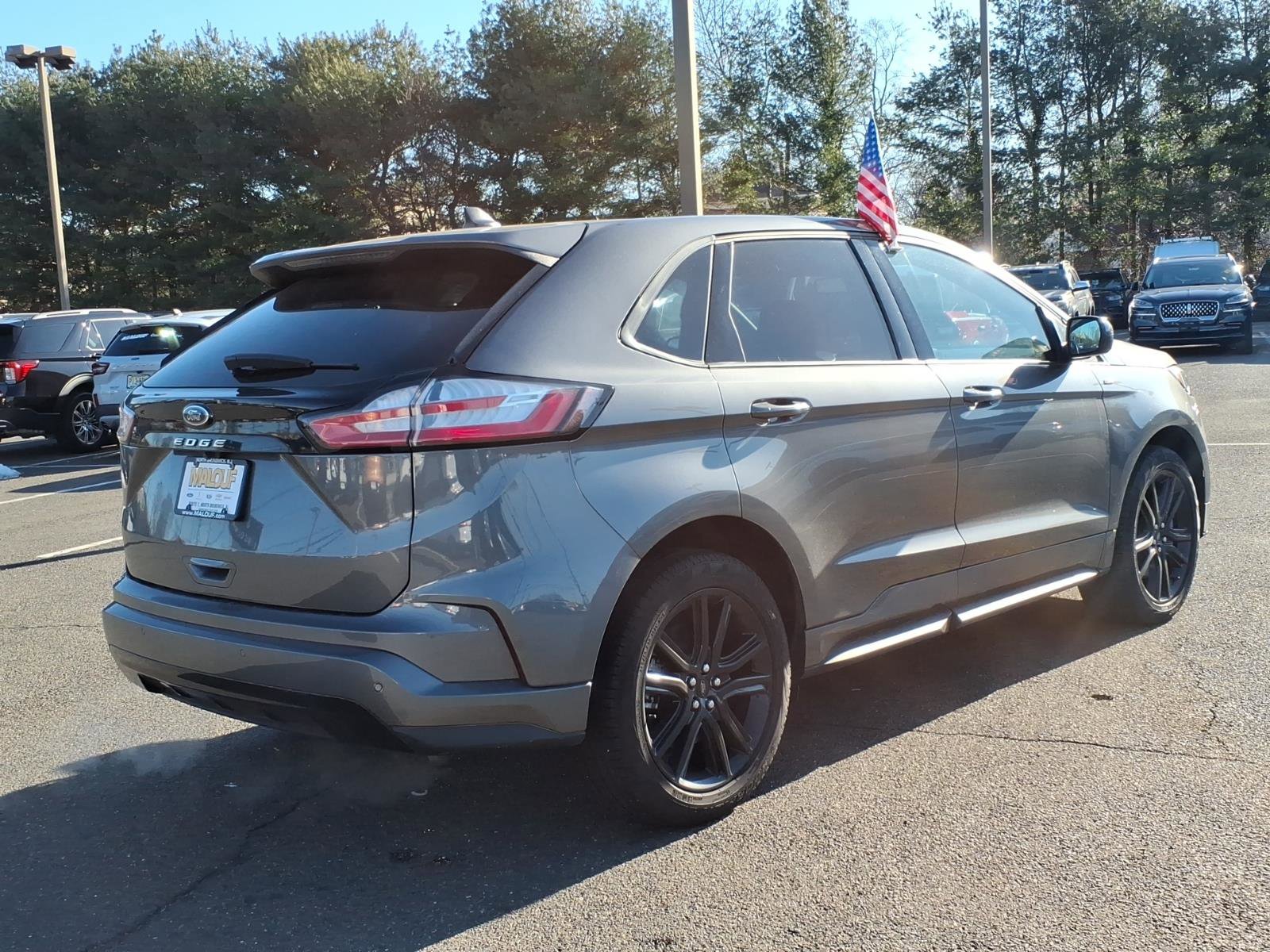 Certified 2023 Ford Edge ST-Line image 7