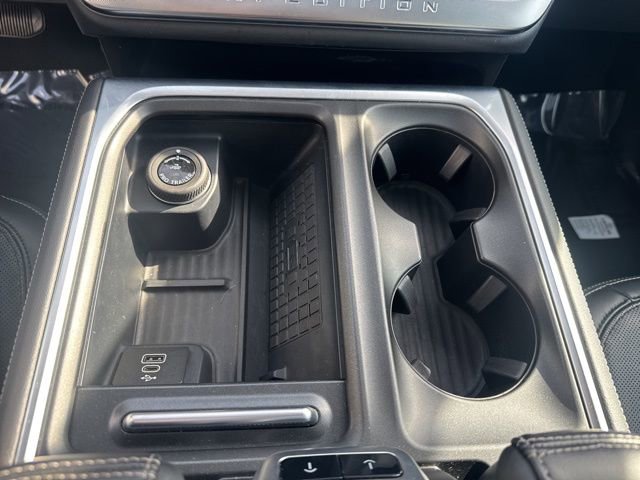 Certified 2025 Ford Expedition Platinum image 25