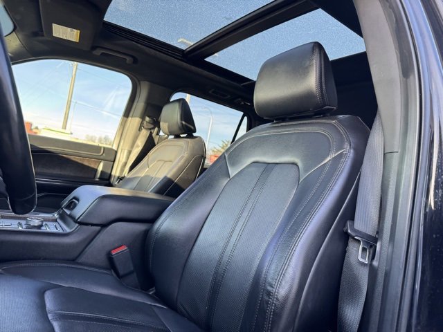 Certified 2021 Ford Expedition Max Limited image 8
