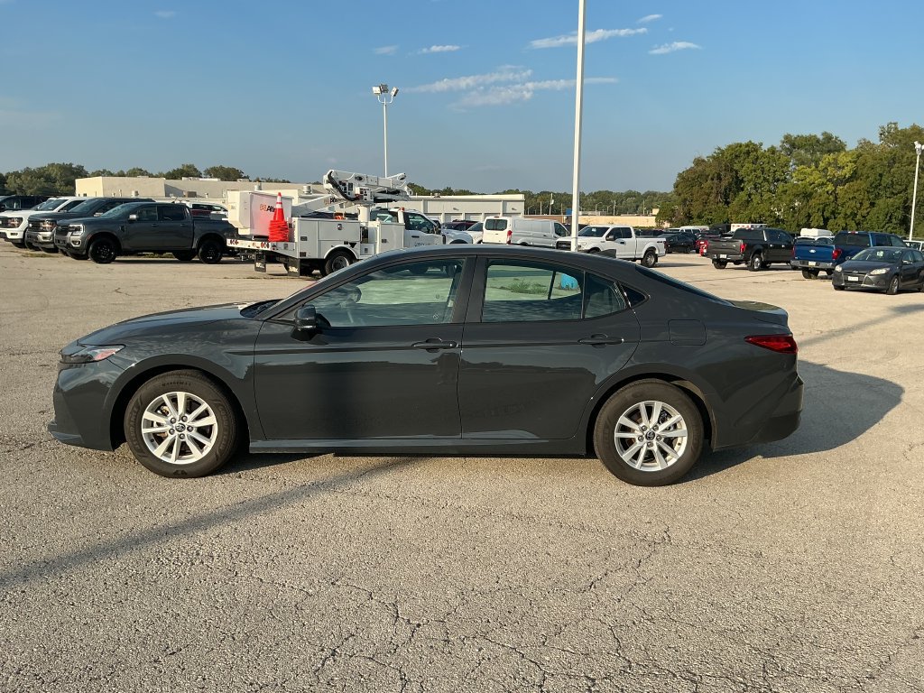 Used 2026 Toyota Camry LE FWD image 2