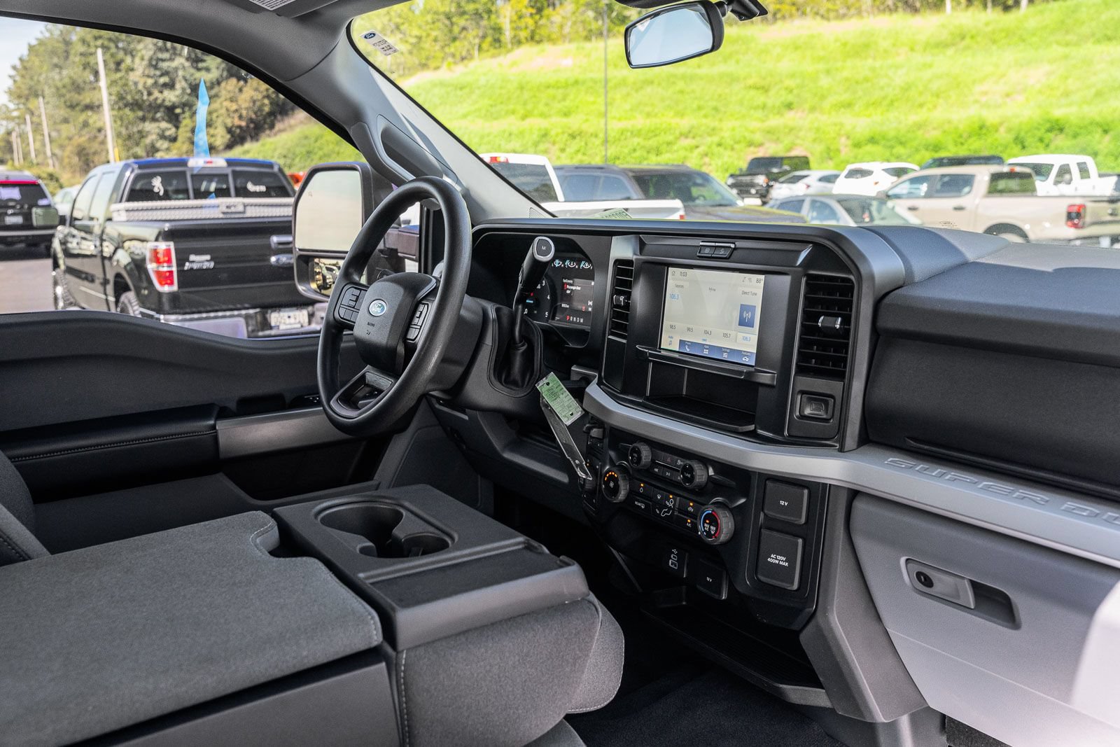 Certified 2025 Ford F250 XLT AWD/4WD image 12