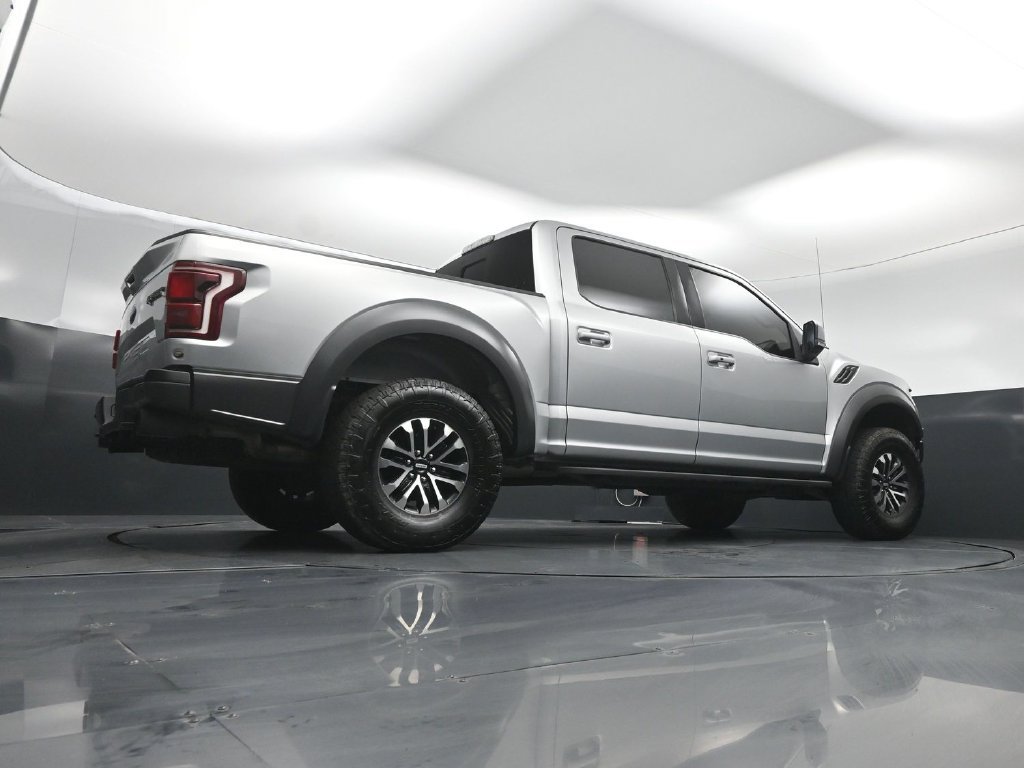 Certified 2019 Ford F150 Raptor w/ Equipment Group 802A Luxury AWD/4WD image 48